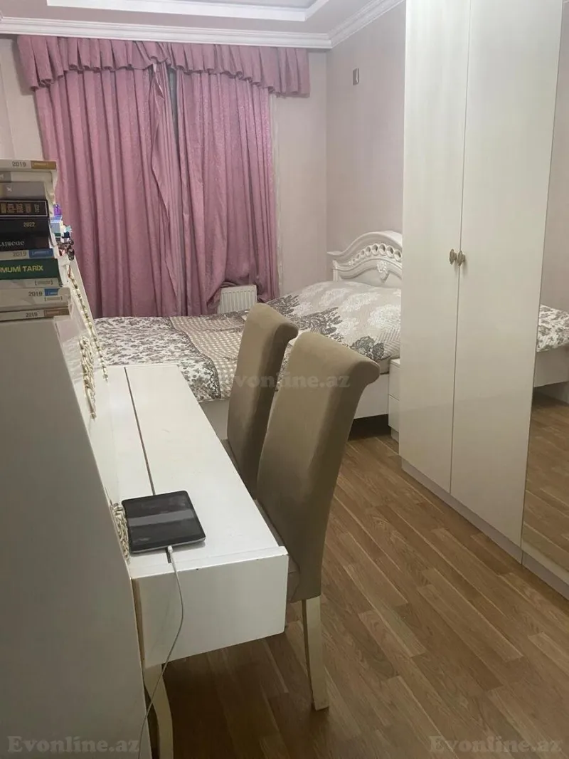 Satılır 4 otaqlı Mənzil Köhnə tikili 90 m² 2-ci mikrorayon - şəkil 2