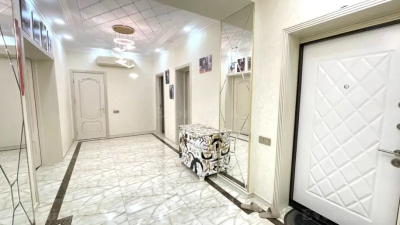 Satılır 3 otaqlı Mənzil Yeni tikili 150 m² Gənclik m. - şəkil 14