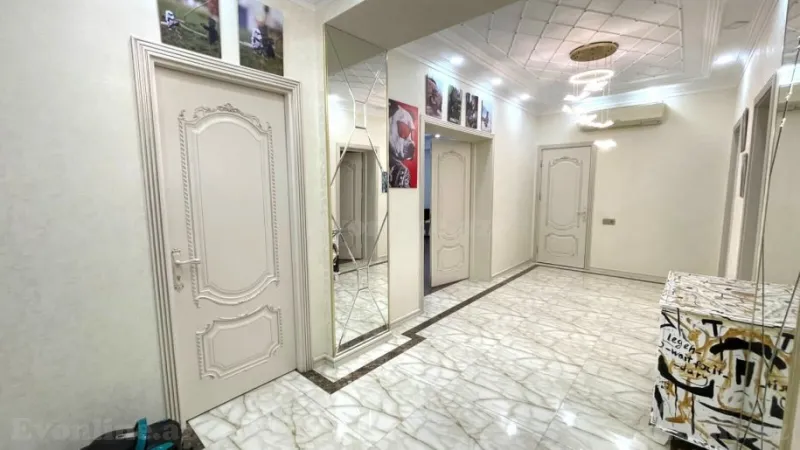 Satılır 3 otaqlı Mənzil Yeni tikili 150 m² Gənclik m. - şəkil 15