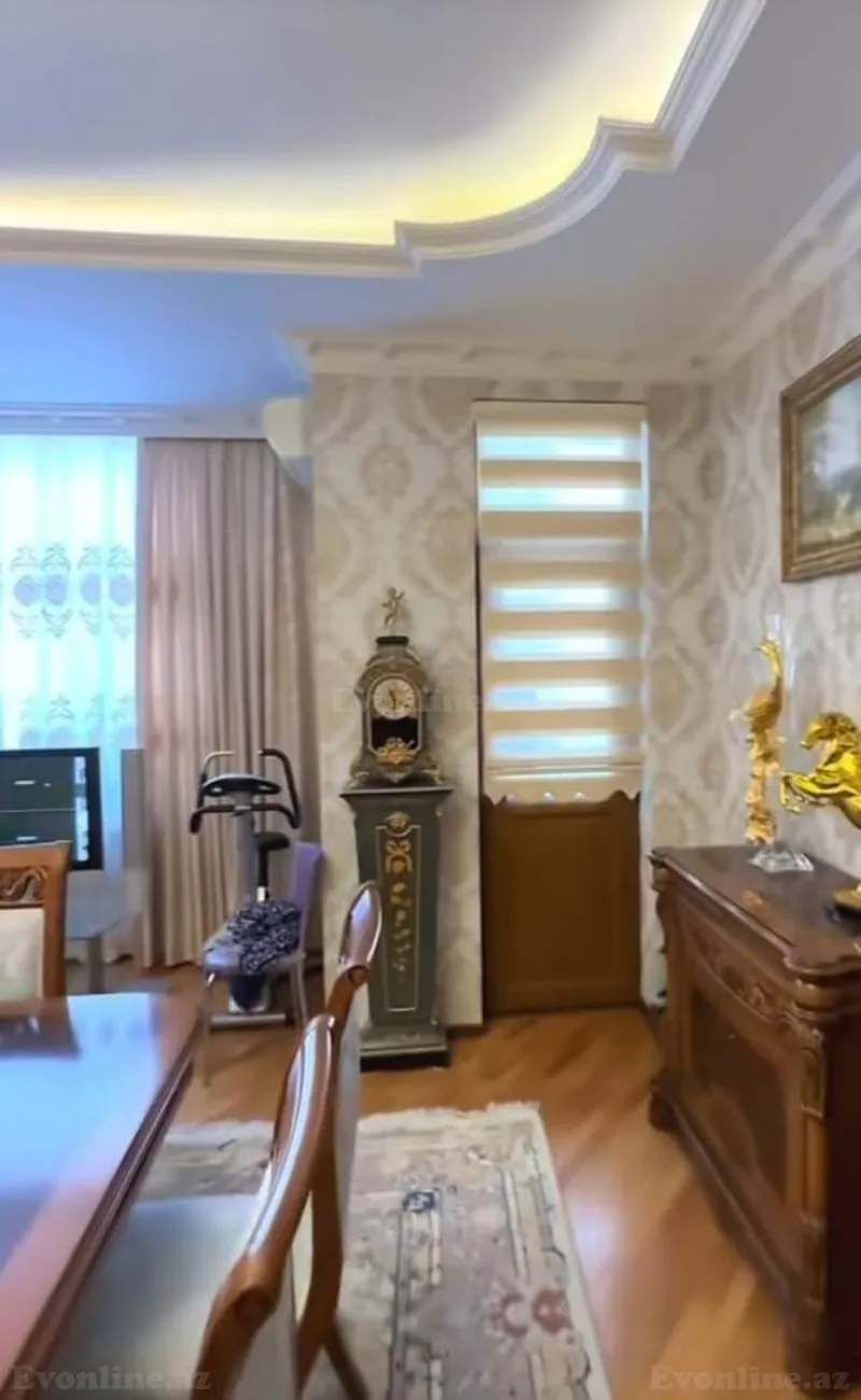 Satılır 3 otaqlı Mənzil Yeni tikili 165 m² 8 Noyabr m. - şəkil 2