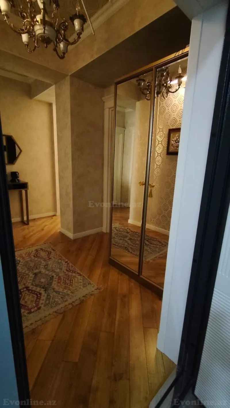 Satılır 4 otaqlı Mənzil Yeni tikili 100 m² 7-ci mikrorayon - şəkil 4