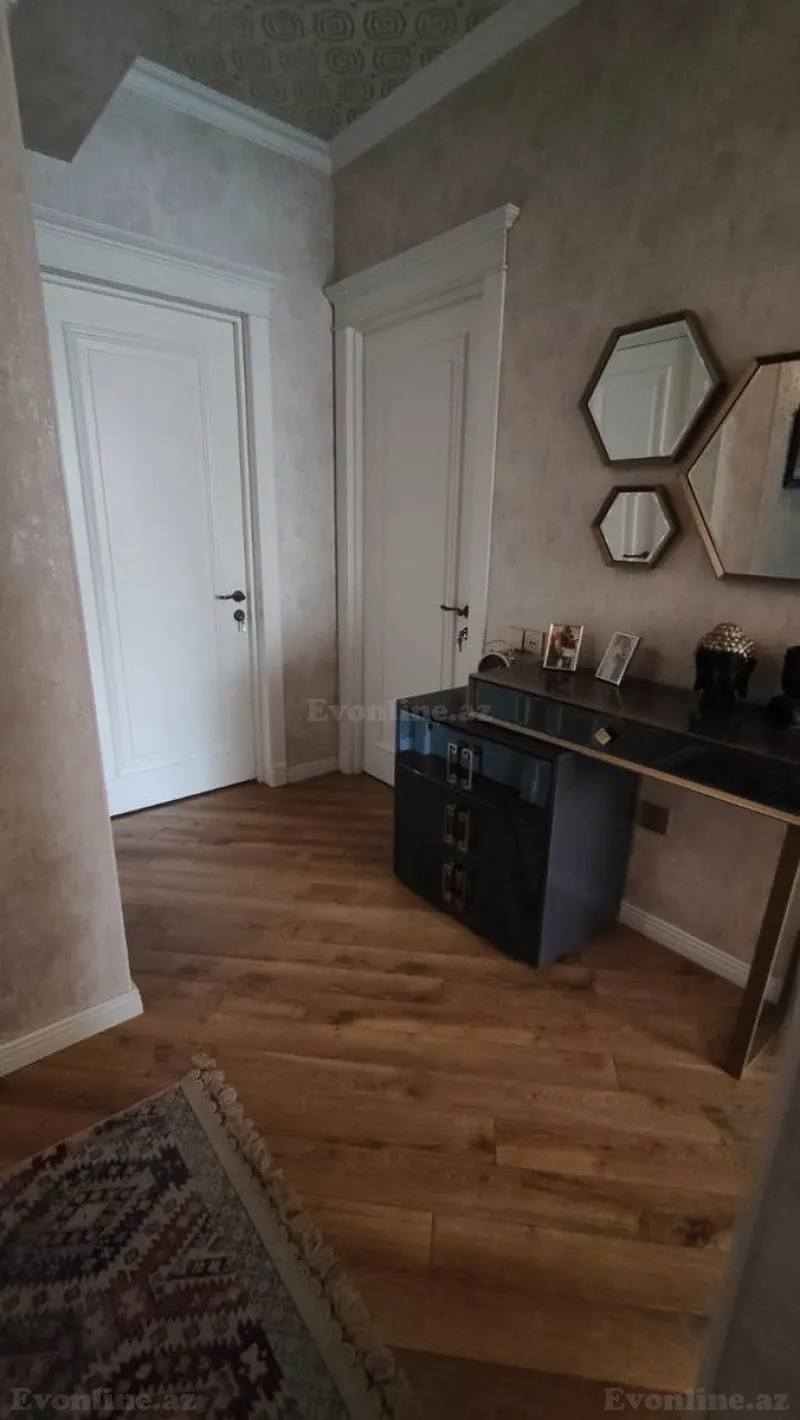 Satılır 4 otaqlı Mənzil Yeni tikili 100 m² 7-ci mikrorayon - şəkil 6