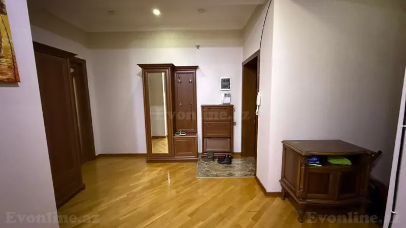 Satılır 4 otaqlı Mənzil Yeni tikili 153 m² Nəsimi r. - şəkil 12