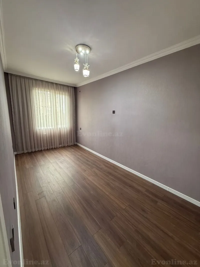 Satılır 2 otaqlı Mənzil Köhnə tikili 53 m² 4-cü mikrorayon - şəkil 3