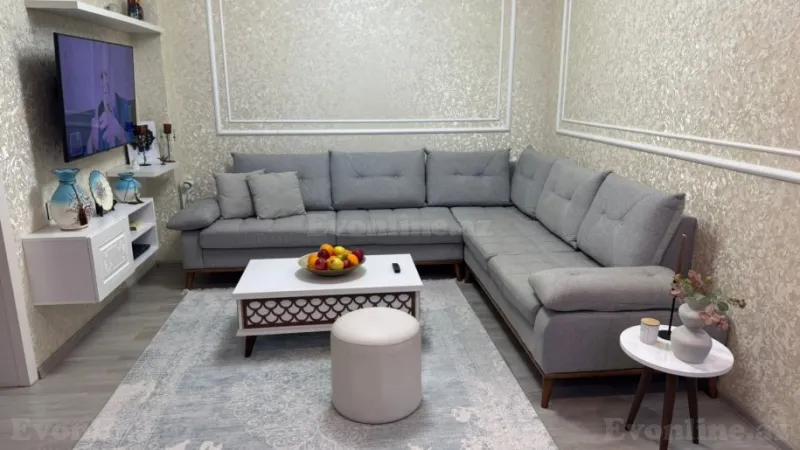 3 otaqlı Mənzil 110 m² Qaraçuxur Satılır