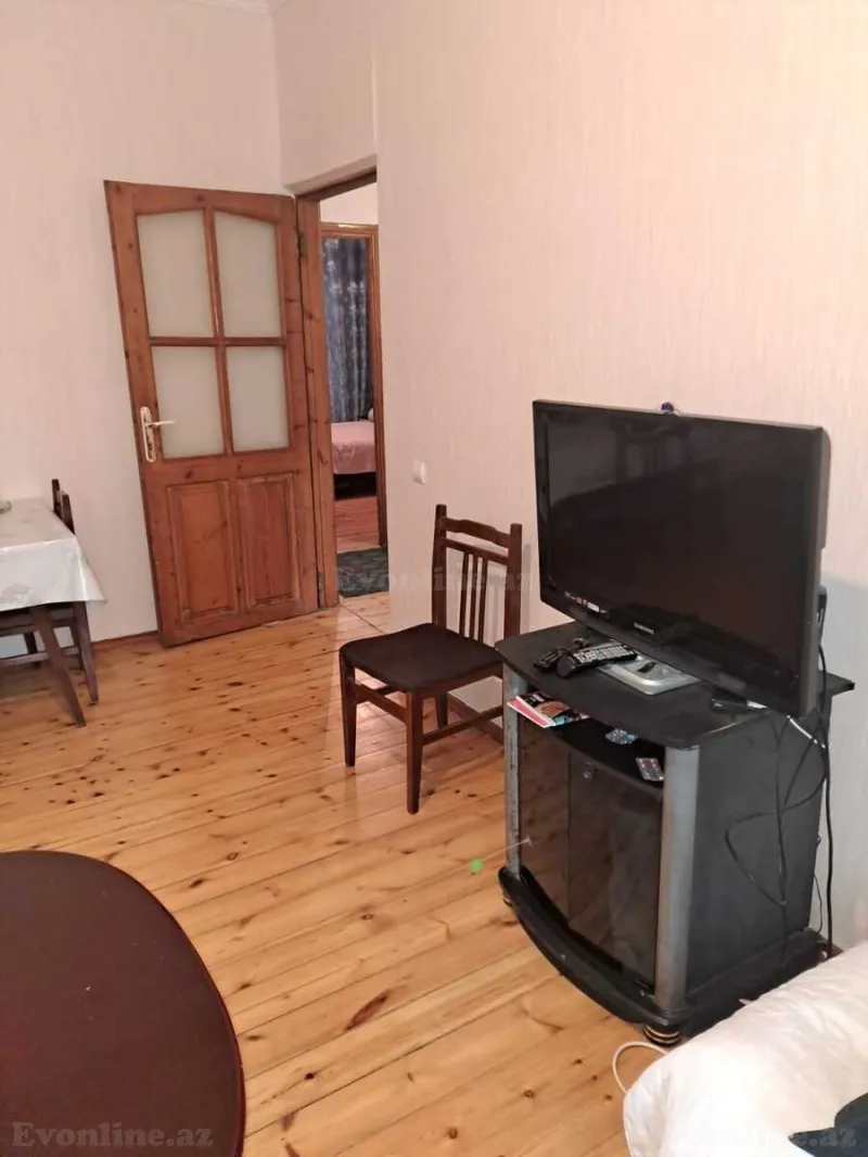 Satılır 2 otaqlı Mənzil Köhnə tikili 65 m² Yeni Yasamal - şəkil 7