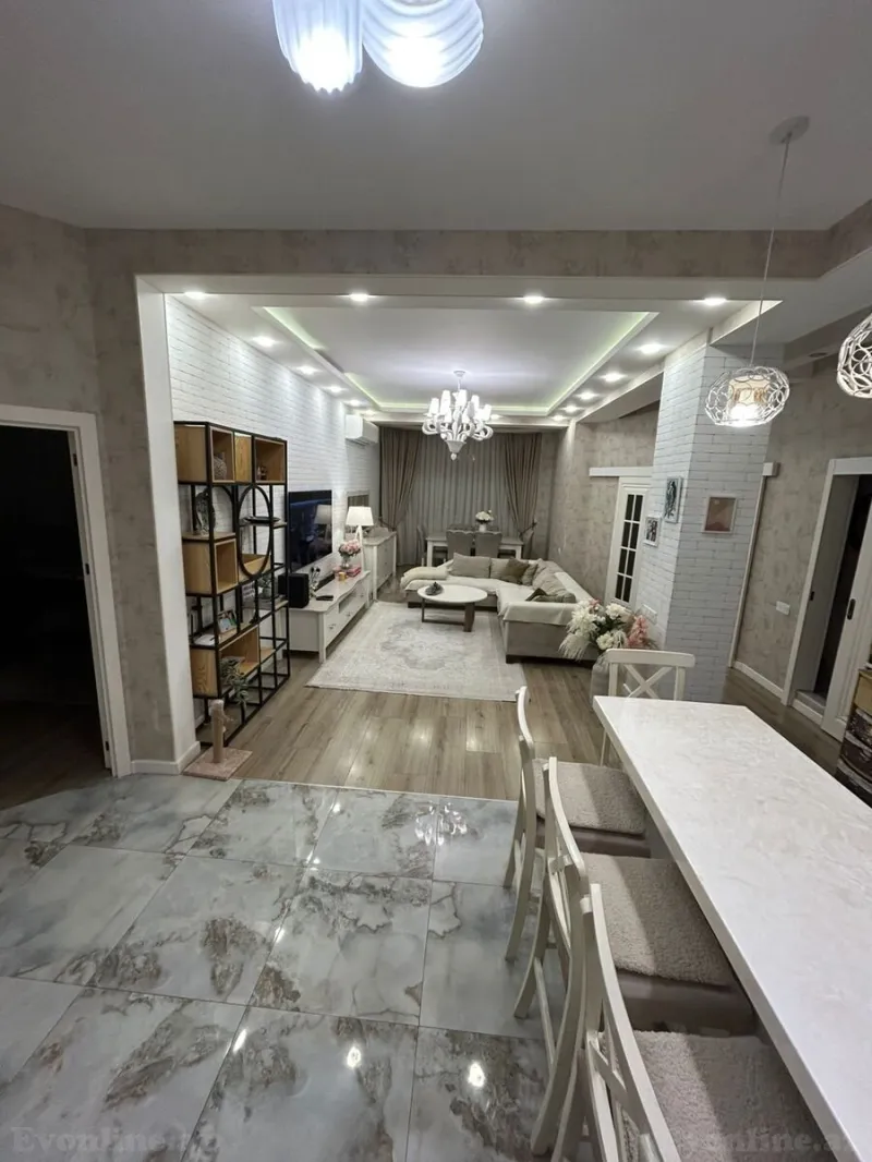 Satılır 4 otaqlı Mənzil Yeni tikili 87 m² İnşaatçılar m. - şəkil 5