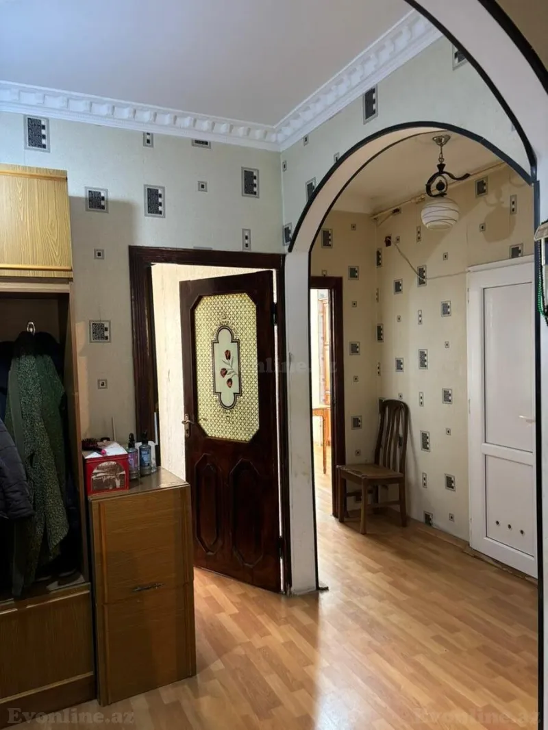 Satılır 3 otaqlı Mənzil Köhnə tikili 70 m² Həzi Aslanov - şəkil 3