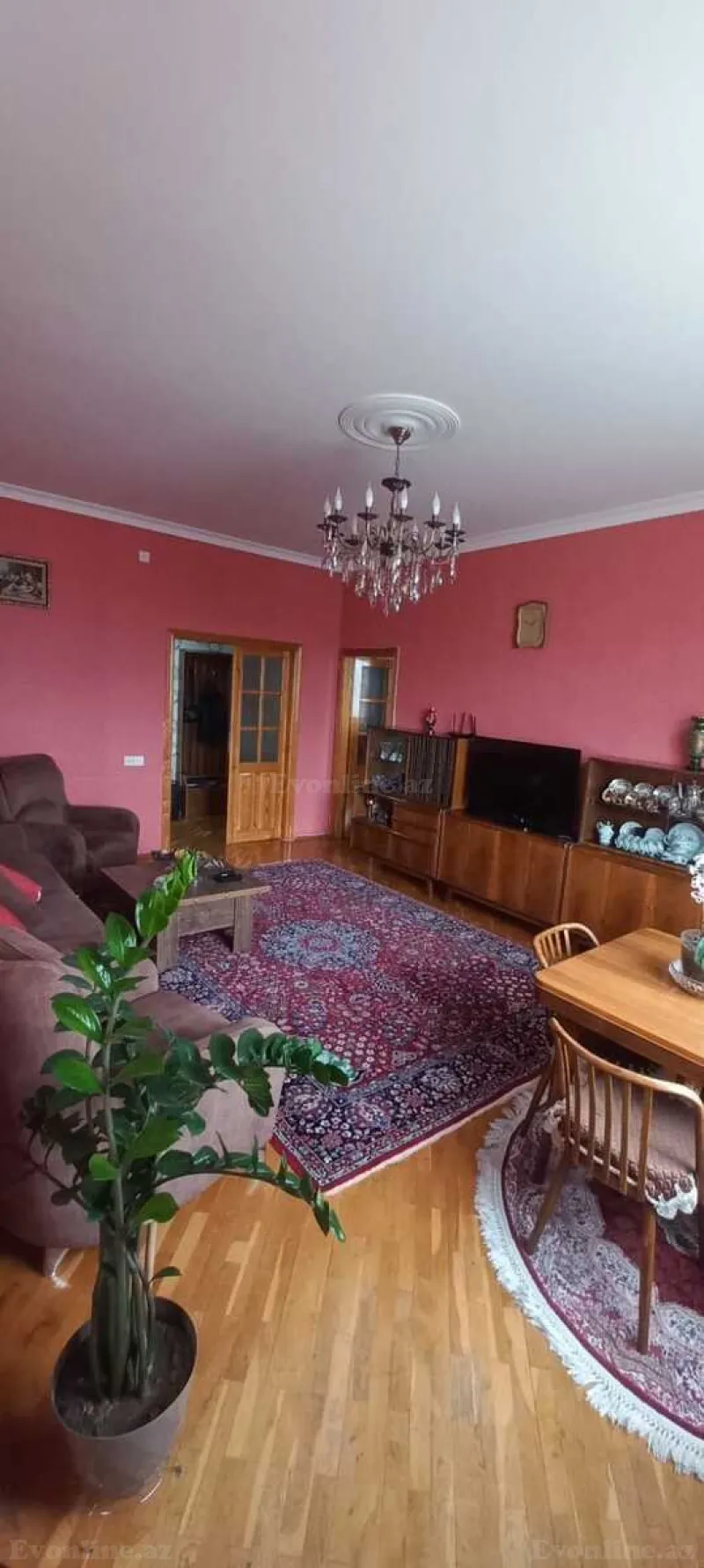 3 otaqlı Mənzil 90 m² 9-cu mikrorayon Satılır