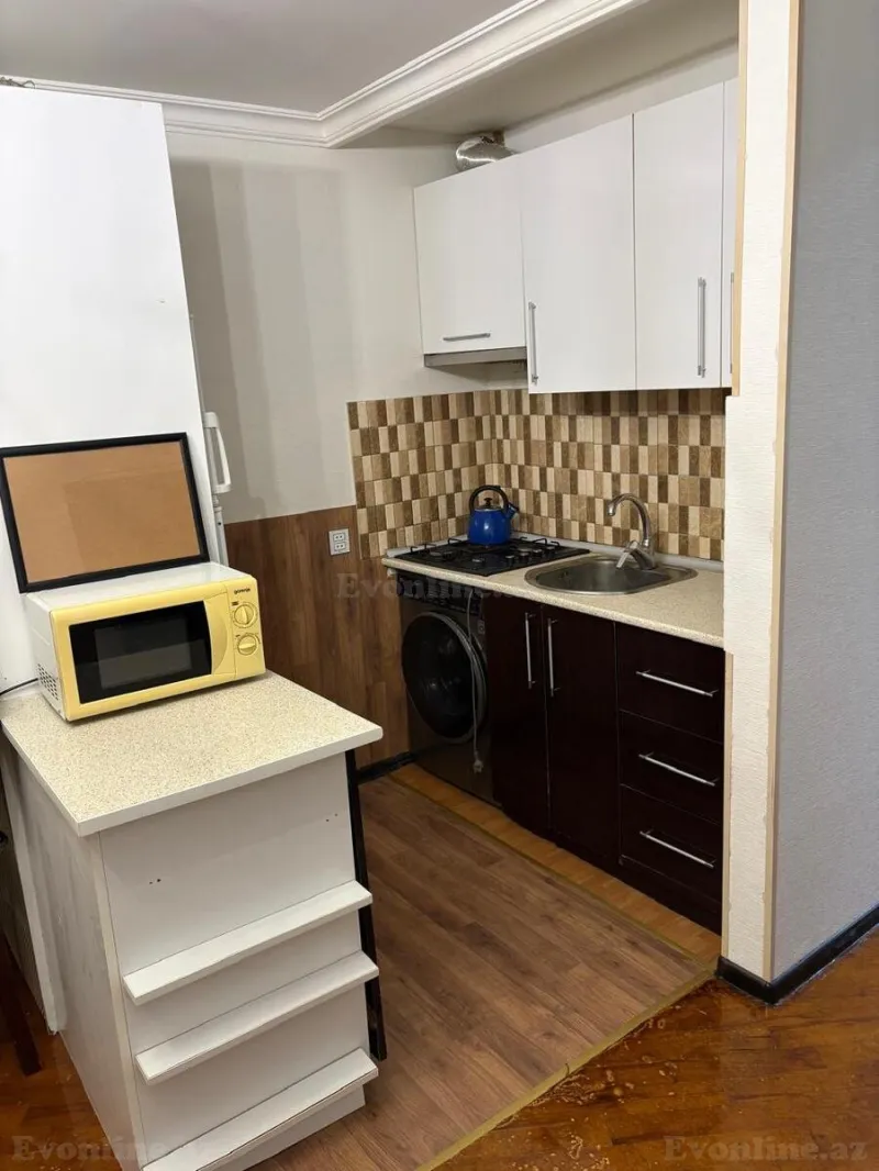 Satılır 2 otaqlı Mənzil Köhnə tikili 40 m² İnşaatçılar m. - şəkil 4