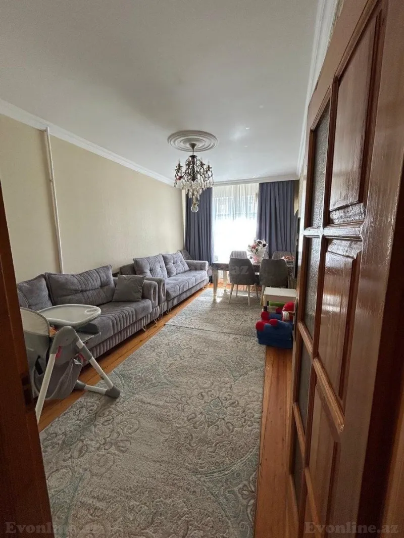 3 otaqlı Mənzil 65 m² 9-cu mikrorayon Satılır