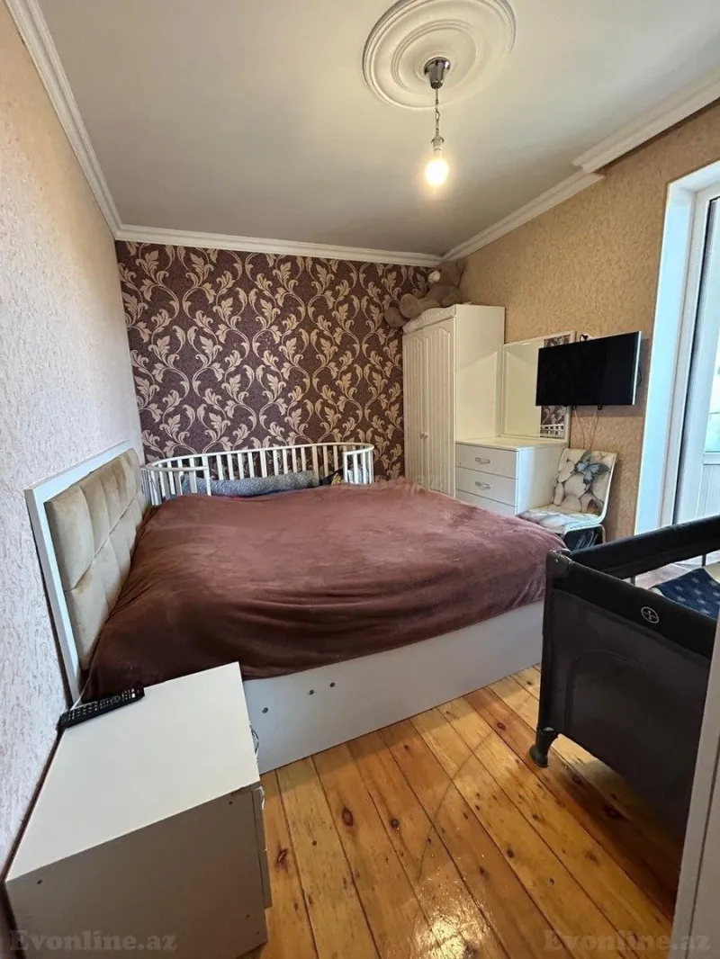 Satılır 3 otaqlı Mənzil Köhnə tikili 65 m² 9-cu mikrorayon - şəkil 5