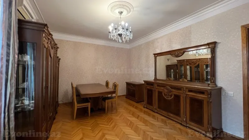 3 otaqlı Mənzil 85 m² Xətai m. Kirayə verilir