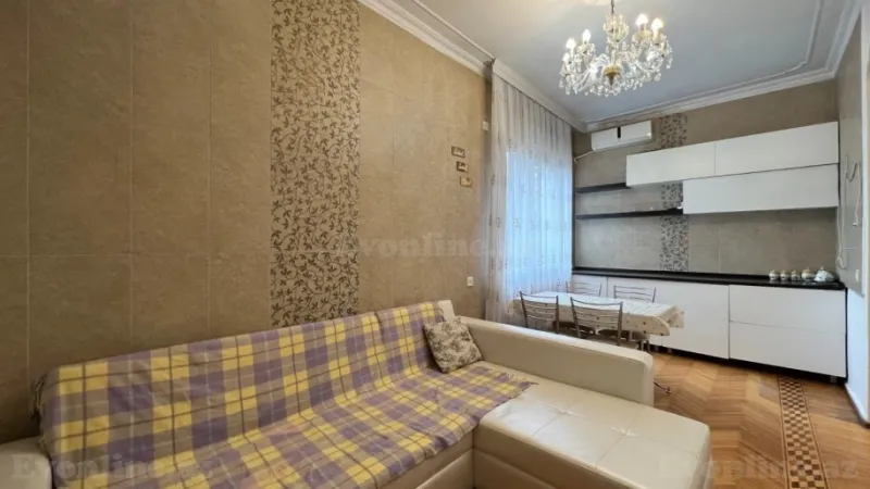 Kirayə verilir 3 otaqlı Mənzil Köhnə tikili 85 m² Xətai m. - şəkil 9