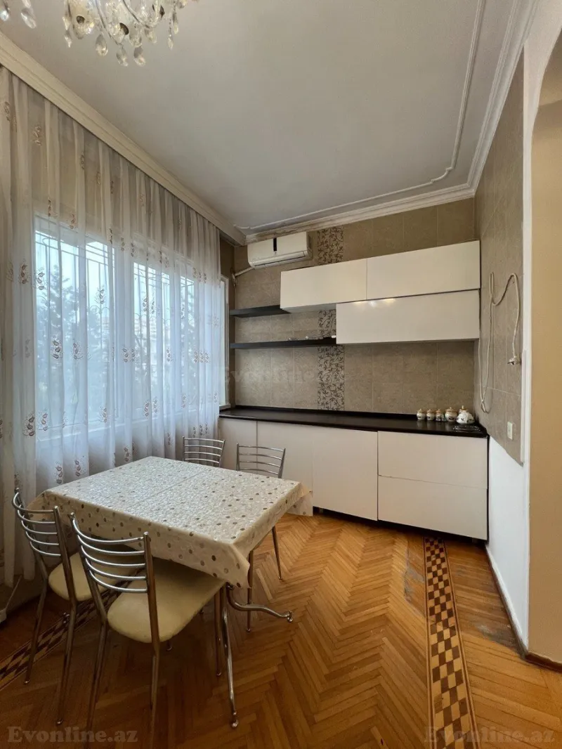 Kirayə verilir 3 otaqlı Mənzil Köhnə tikili 85 m² Xətai m. - şəkil 10