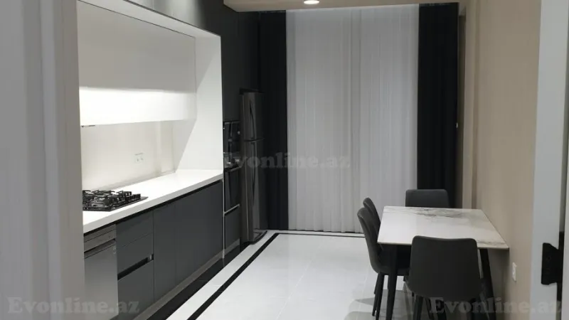 Kirayə verilir 3 otaqlı Mənzil Yeni tikili 150 m² 28 May m. - şəkil 16