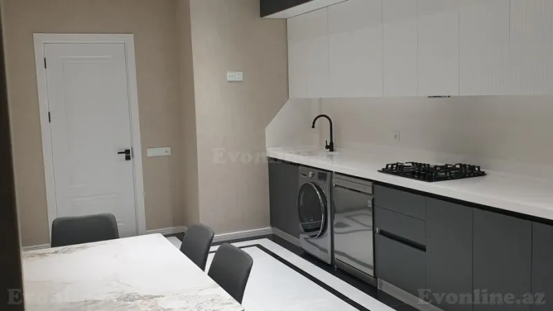 Kirayə verilir 3 otaqlı Mənzil Yeni tikili 150 m² 28 May m. - şəkil 19