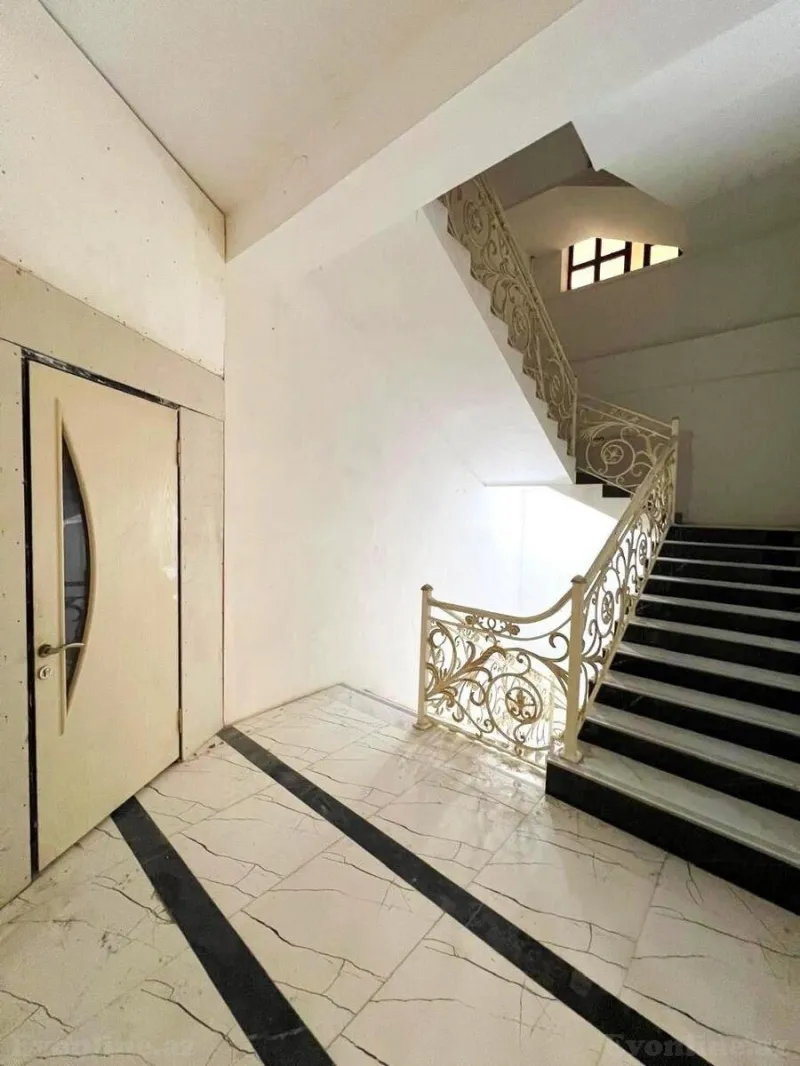 4 otaqlı Mənzil 132 m² Əhmədli Satılır