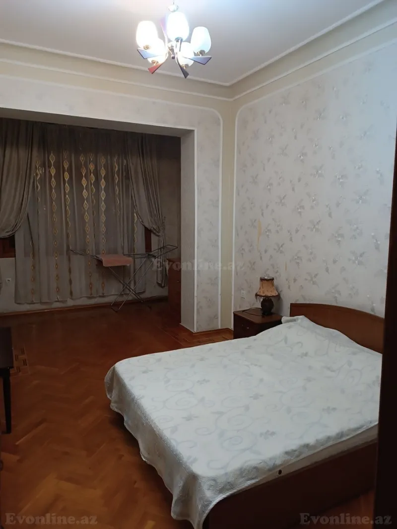 Kirayə verilir 2 otaqlı Mənzil Köhnə tikili 80 m² İçərişəhər m. - şəkil 4