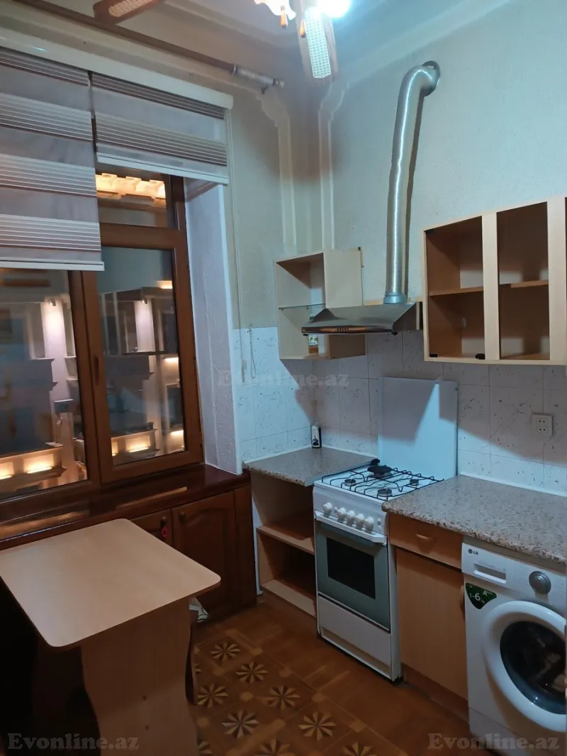 Kirayə verilir 2 otaqlı Mənzil Köhnə tikili 80 m² İçərişəhər m. - şəkil 13