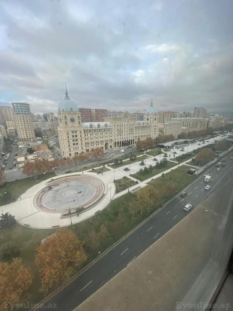 Satılır 4 otaqlı Mənzil Yeni tikili 246 m² Sahil m. - şəkil 4