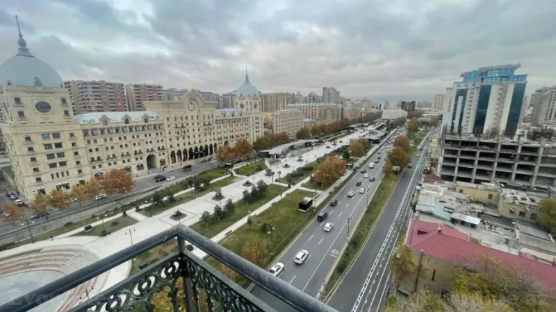 Satılır 4 otaqlı Mənzil Yeni tikili 246 m² Sahil m. - şəkil 7