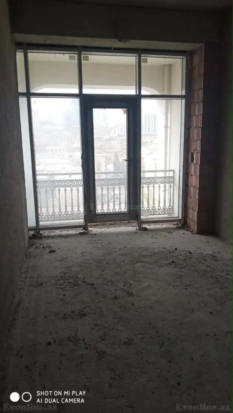 Satılır 4 otaqlı Mənzil Yeni tikili 246 m² Sahil m. - şəkil 17