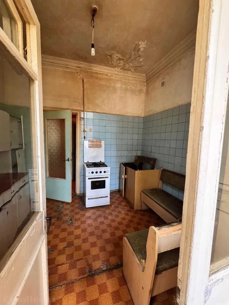 Satılır 3 otaqlı Mənzil Köhnə tikili 105 m² Nizami m. - şəkil 12