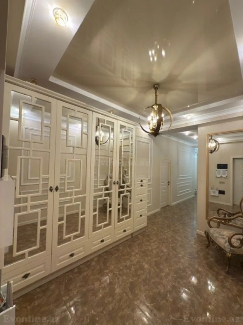 Satılır 3 otaqlı Mənzil Yeni tikili 132 m² 6-cı mikrorayon - şəkil 5