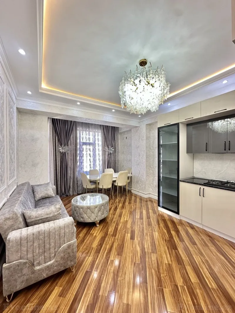 Satılır 3 otaqlı Mənzil Yeni tikili 80 m² 28 May m. - şəkil 3