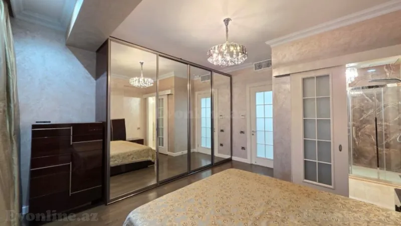 Kirayə verilir 3 otaqlı Mənzil Yeni tikili 160 m² Nərimanov r. - şəkil 10