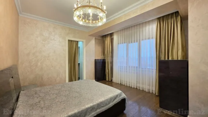 Kirayə verilir 3 otaqlı Mənzil Yeni tikili 160 m² Nərimanov r. - şəkil 13