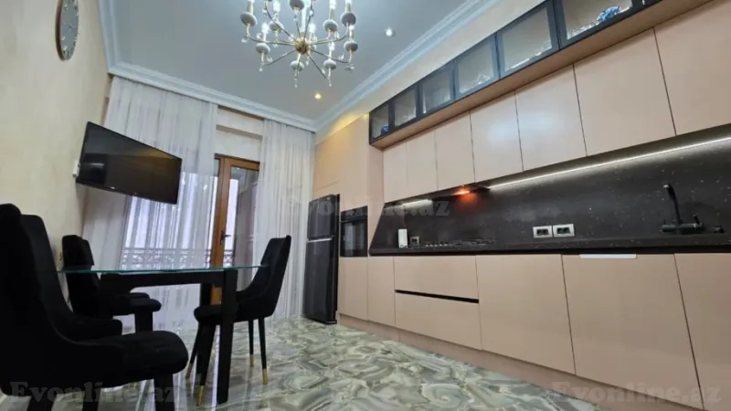 Kirayə verilir 3 otaqlı Mənzil Yeni tikili 160 m² Nərimanov r. - şəkil 16