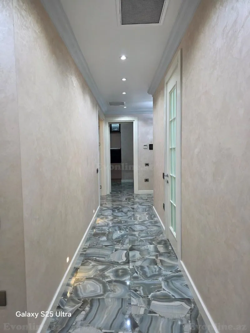 Kirayə verilir 3 otaqlı Mənzil Yeni tikili 160 m² Nərimanov r. - şəkil 19