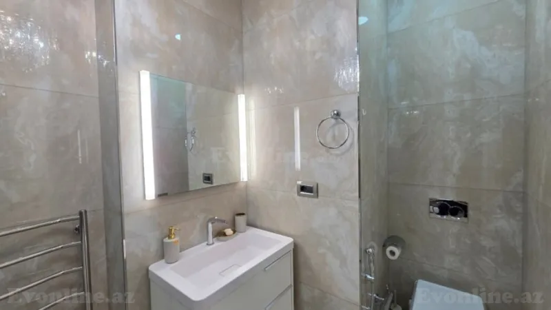 Kirayə verilir 3 otaqlı Mənzil Yeni tikili 160 m² Nərimanov r. - şəkil 25