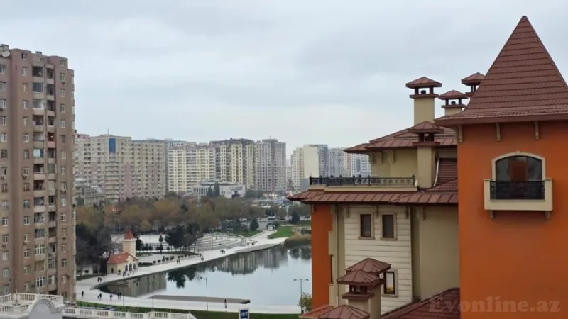 Kirayə verilir 3 otaqlı Mənzil Yeni tikili 160 m² Nərimanov r. - şəkil 29