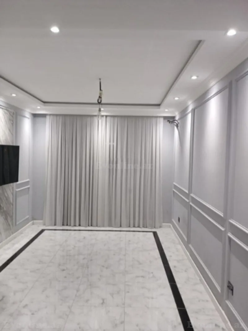 Satılır 3 otaqlı Mənzil Yeni tikili 148 m² 8 Noyabr m. - şəkil 2