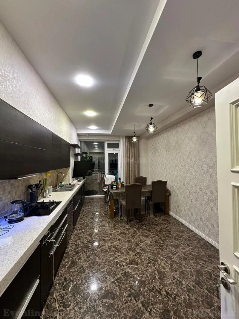 Kirayə verilir 3 otaqlı Mənzil Yeni tikili 150 m² Xətai r. - şəkil 6