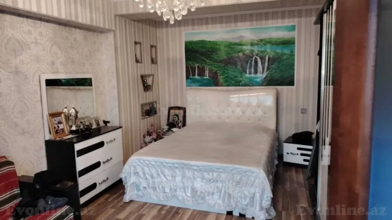 Satılır 4 otaqlı Mənzil Köhnə tikili 120 m² İnşaatçılar m. - şəkil 8