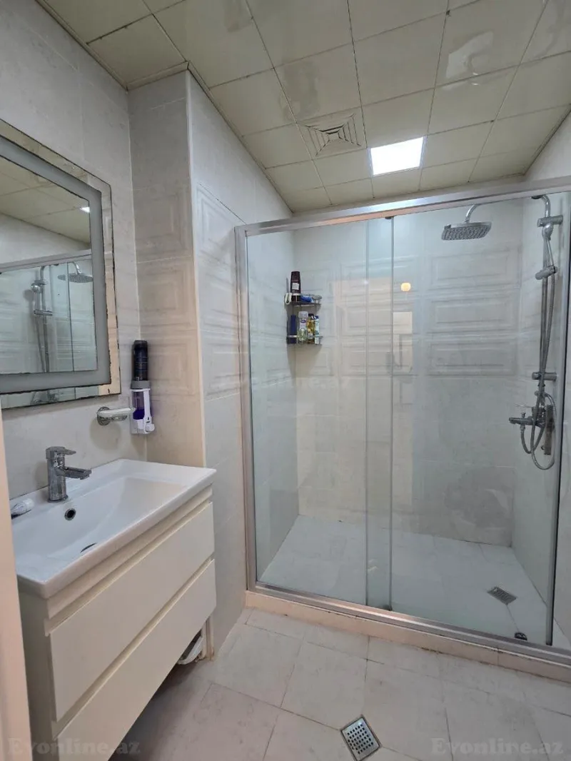 Satılır 3 otaqlı Mənzil Yeni tikili 115 m² Qara Qarayev m. - şəkil 16