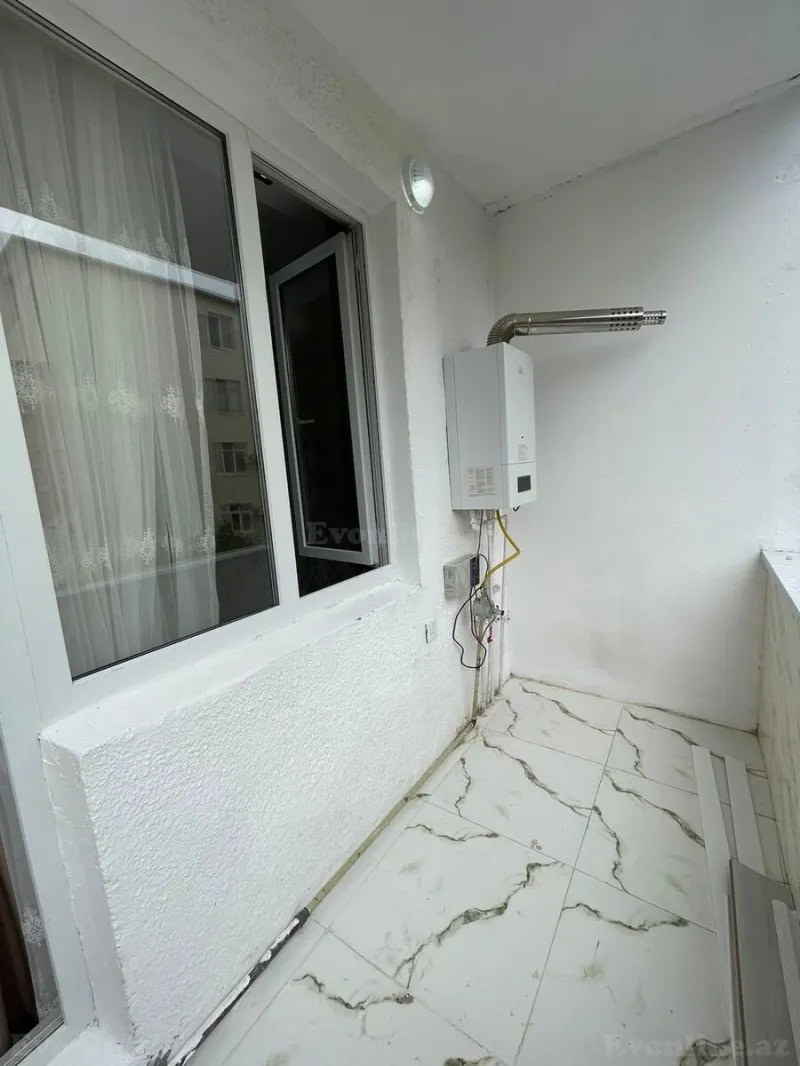 Satılır 2 otaqlı Mənzil Köhnə tikili 65 m² 4-cü mikrorayon - şəkil 9