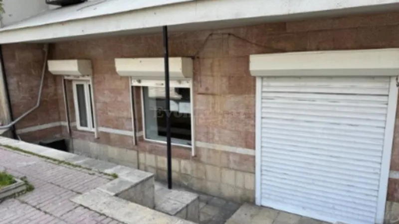 Kirayə verilir 3 otaqlı Mənzil Köhnə tikili 70 m² Nəsimi r.