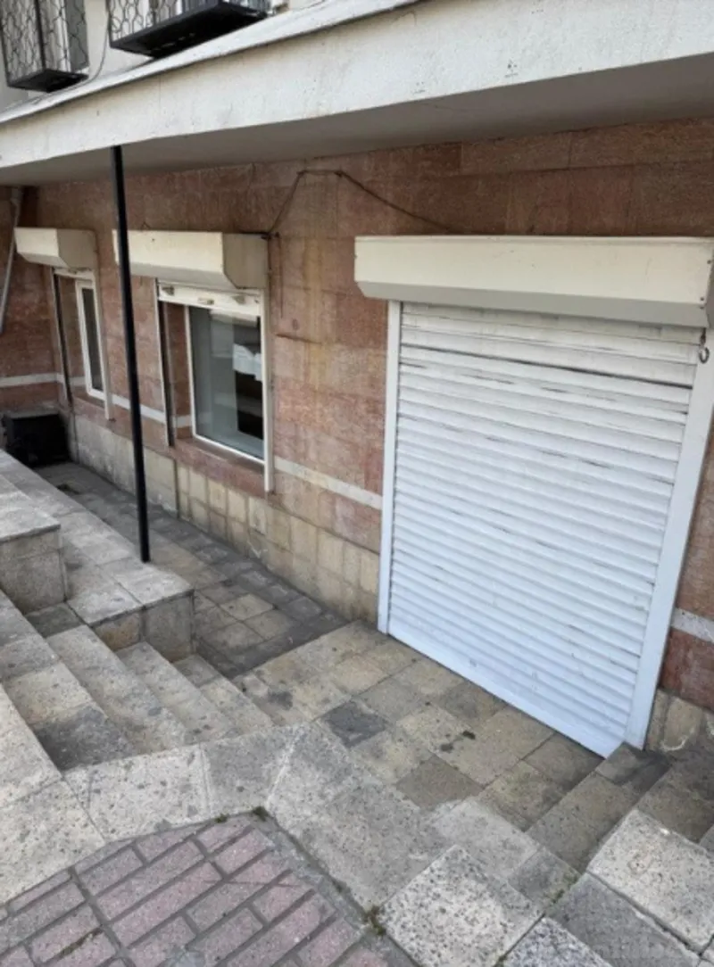 Kirayə verilir 3 otaqlı Mənzil Köhnə tikili 70 m² Nəsimi r. - şəkil 2