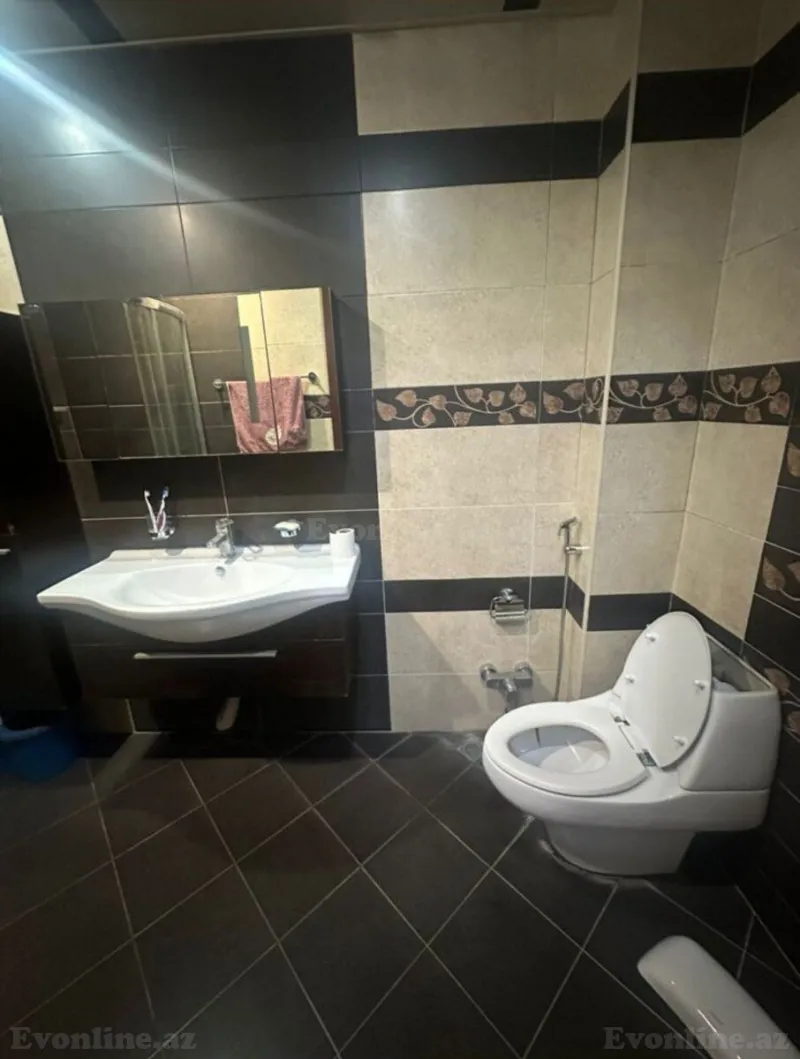 Satılır 4 otaqlı Mənzil Yeni tikili 180 m² Nəsimi r. - şəkil 10