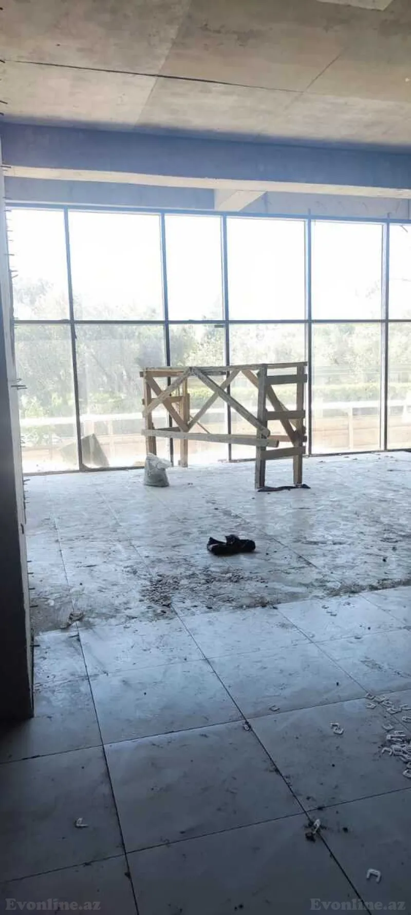 Obyekt 40 m² 8-ci kilometr Satılır