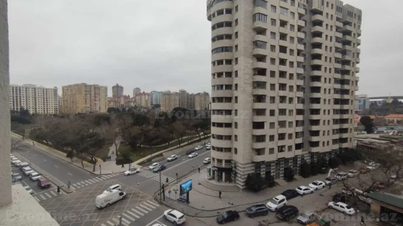 Satılır 3 otaqlı Mənzil Yeni tikili 90 m² Gənclik m. - şəkil 17