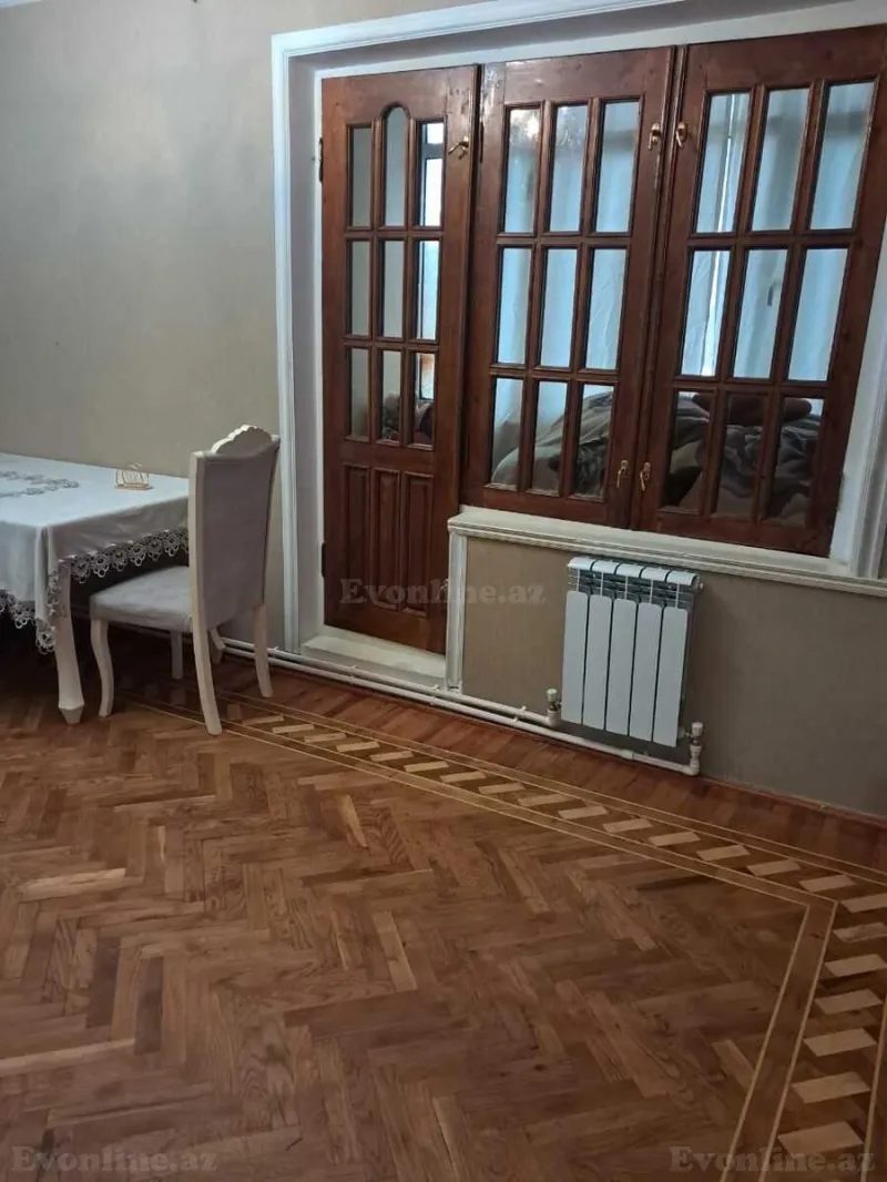2 otaqlı Mənzil 70 m² 9-cu mikrorayon Satılır