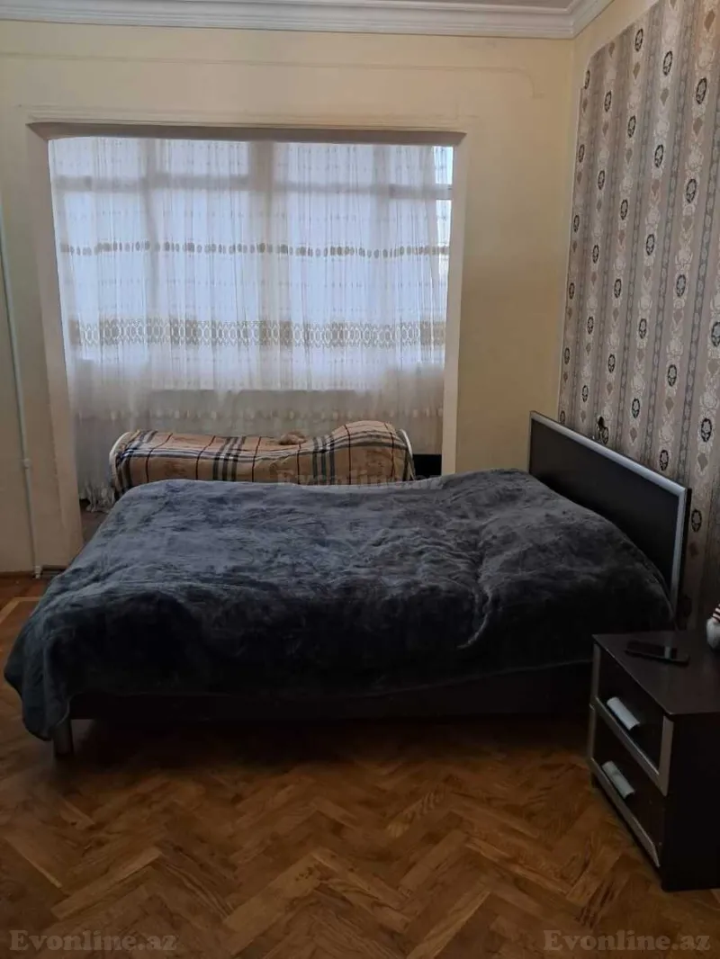 Satılır 2 otaqlı Mənzil Köhnə tikili 70 m² 9-cu mikrorayon - şəkil 4