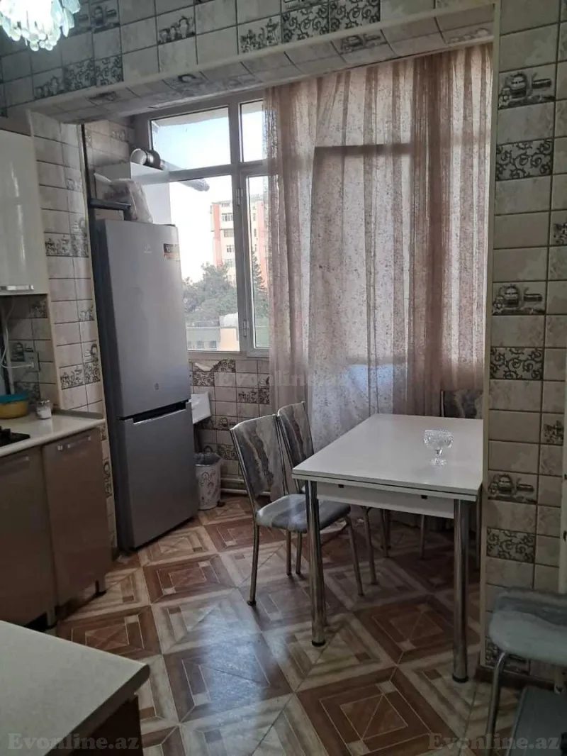 Satılır 2 otaqlı Mənzil Köhnə tikili 70 m² 9-cu mikrorayon - şəkil 7