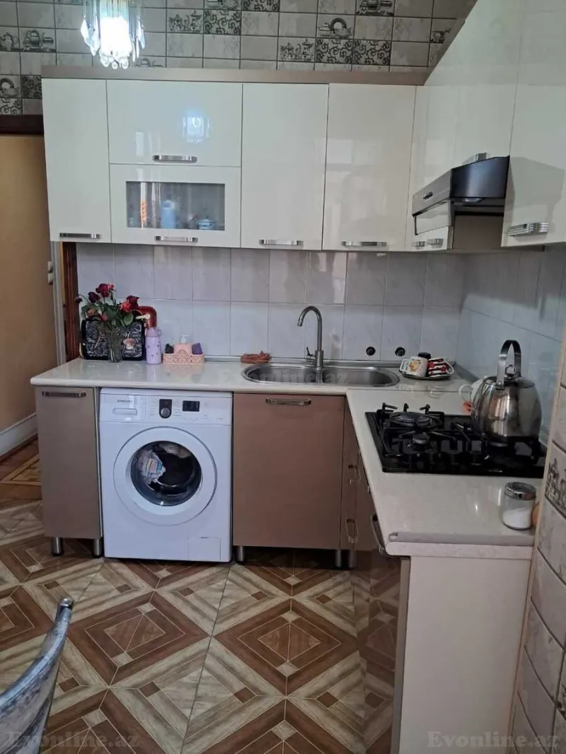 Satılır 2 otaqlı Mənzil Köhnə tikili 70 m² 9-cu mikrorayon - şəkil 9